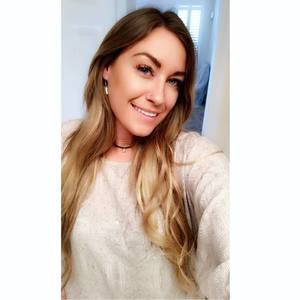 Meet your Posher, Kayla